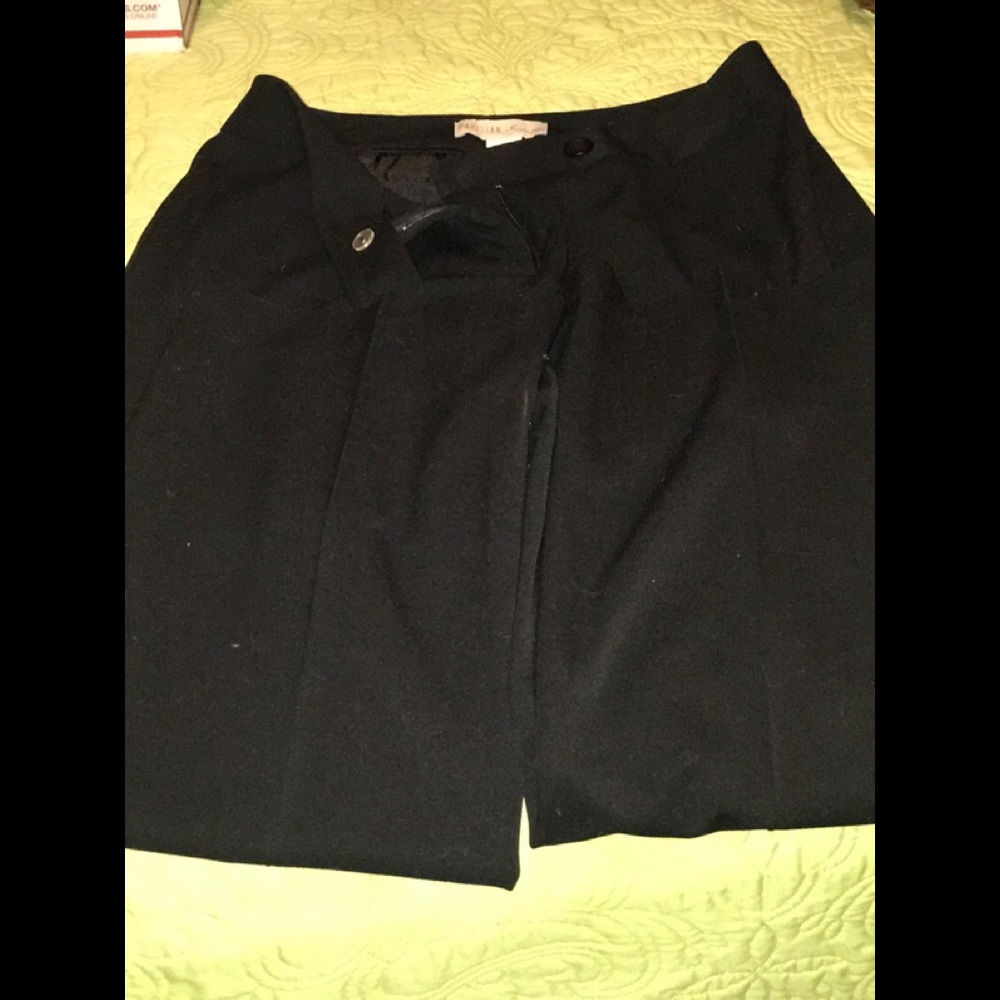 Parisian signature 8P 15”waist 29” inseam Dressy excellent condition